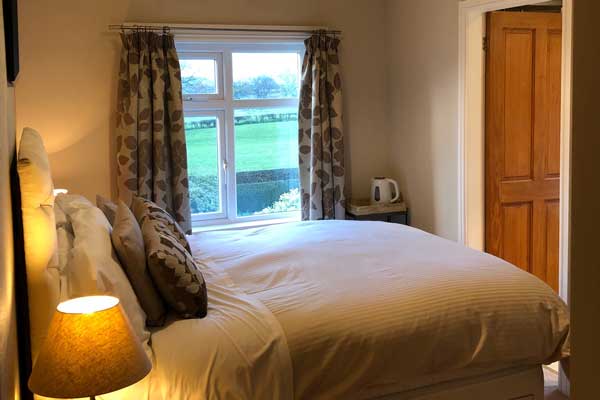 Kingsize Bedroom - Goose Green Farm B&B